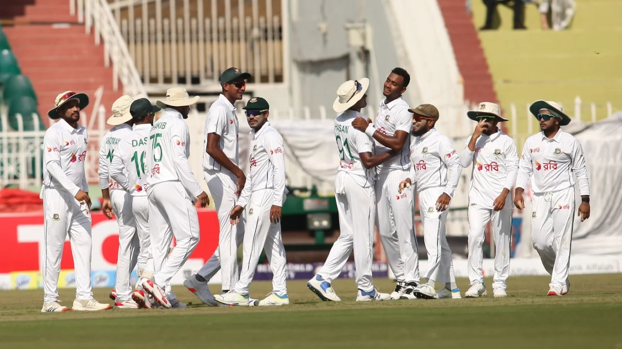 Pakistan fightback after Tiger pacers threat in Day 1